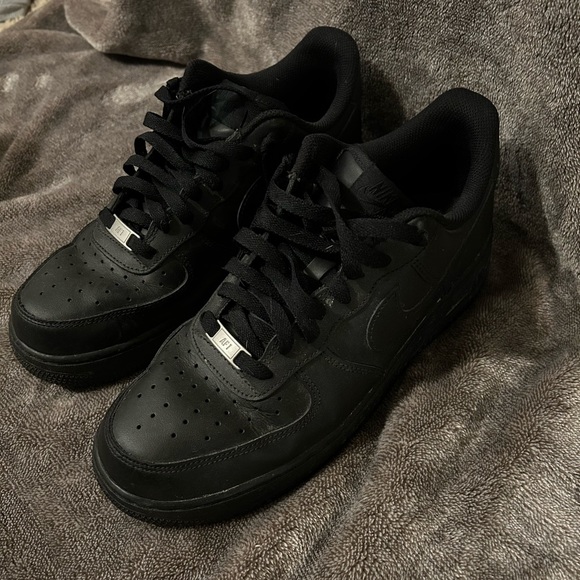 Nike Air Force 1s - Picture 3 of 6